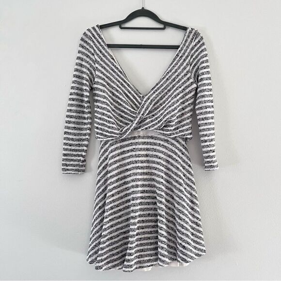 FREE People Maverick Long Sleeve Mini Dress Cream & Black Striped Combo XS EUC - Picture 6 of 6